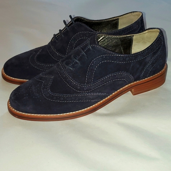 Johnston & Murphy Shoes - Brand New Johnston and Murphy Suede Wingtip Women's Shoes Size 8.5